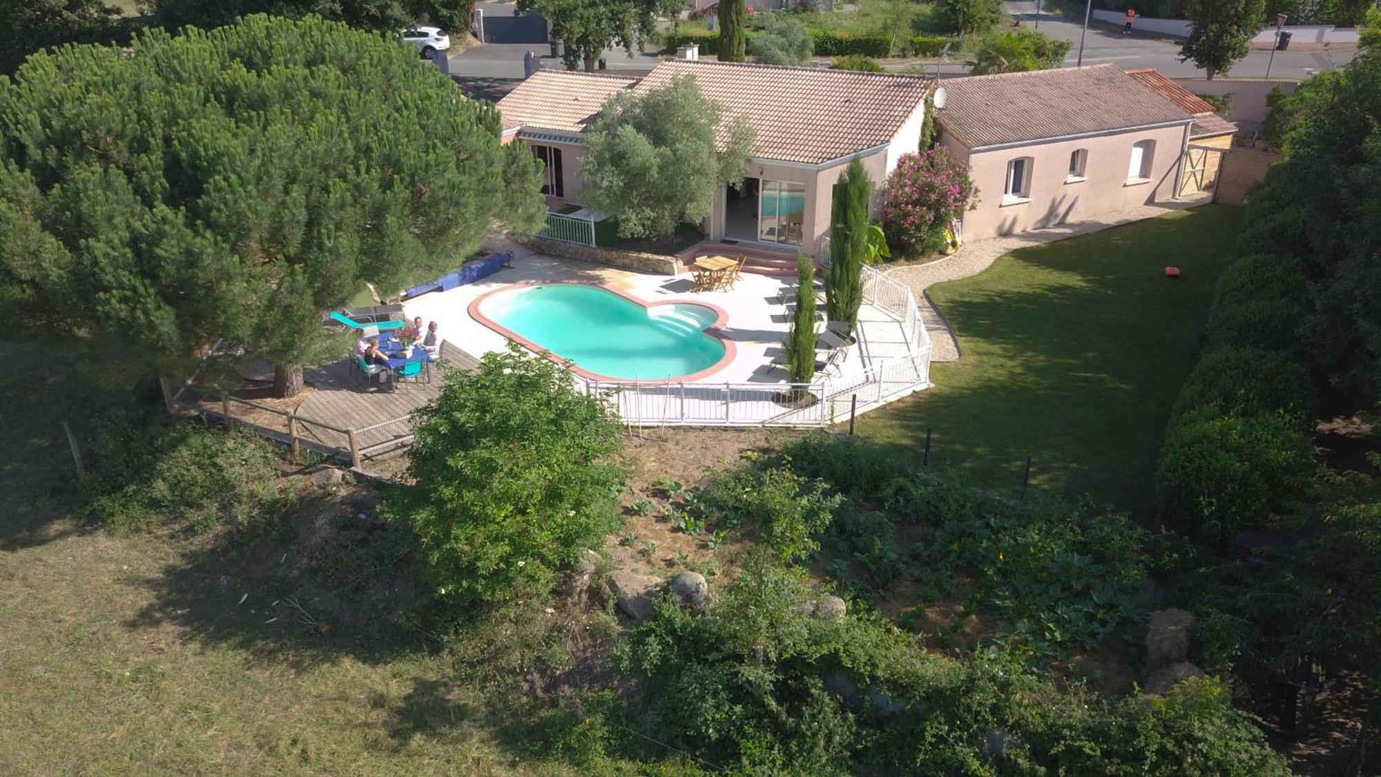 Les Gites De Bellevue Nueil-sous-les-Aubiers Zewnętrze zdjęcie